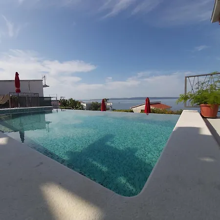 Stunning Sea View With Infinity Swimming Pool A1 Τρογκίρ