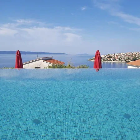 Διαμέρισμα Stunning Sea View With Infinity Swimming Pool A1 Τρογκίρ